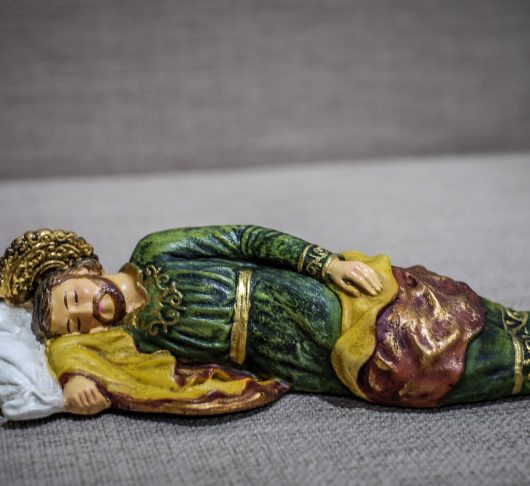 Johan Verschueren sj legt ons vredig op bed met zijn kerstwens