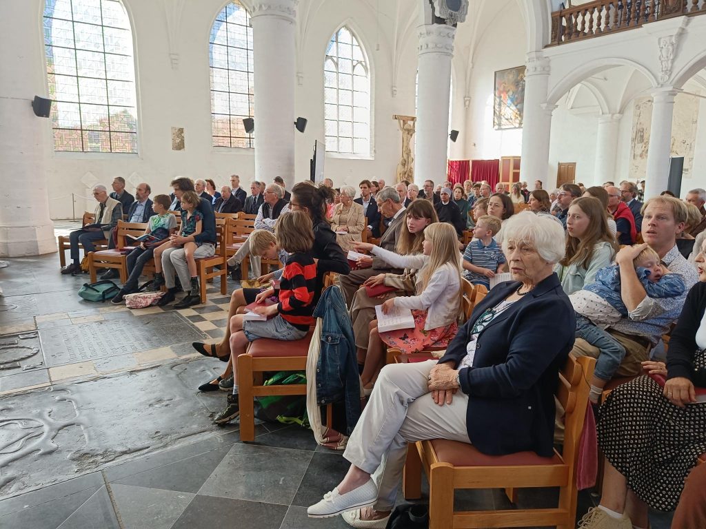 Jos Moons sj legde zijn laatste geloften af 6