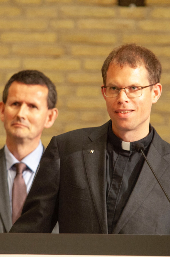 Jos Moons SJ promoveert cum laude op de Geest in slotdocument van Vaticanum II 2