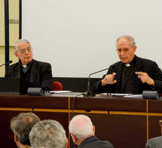 Pater Adolfo Nicolás sj moedigt gastvrijheid aan de grenzen aan