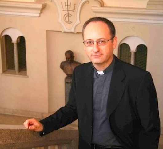 Is het mogelijk om de liturgie en de sacramenten te vieren op het web?