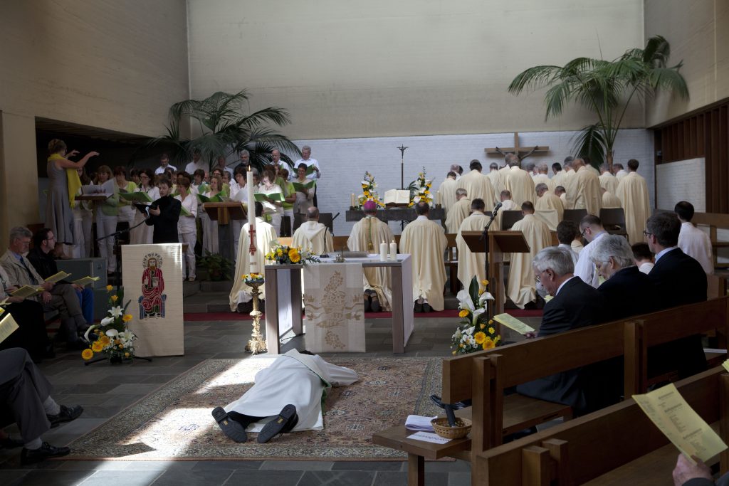 Priesterwijding Walter Ceyssens sj 5