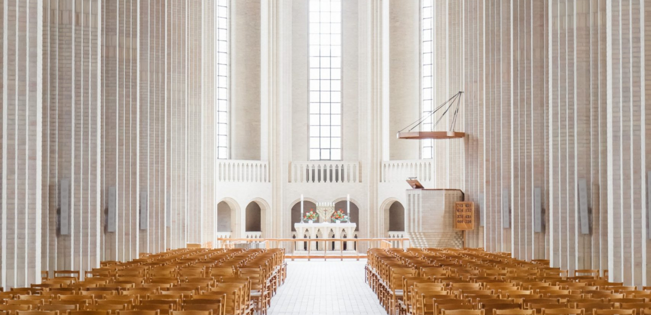 Publieke viering van de eucharistie: wat staat er op het spel? 1