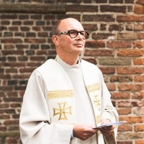 Bart van Emmerik sj